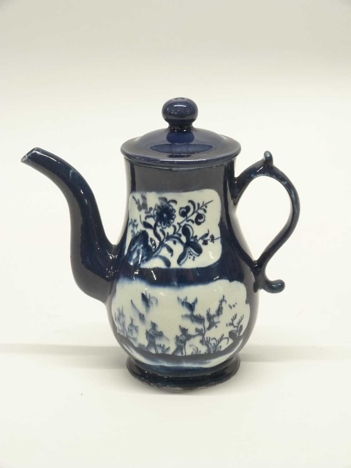Lowestoft porcelain powder blue coffee pot of unusual size, together with a blue pottery lid, - Image 2 of 4