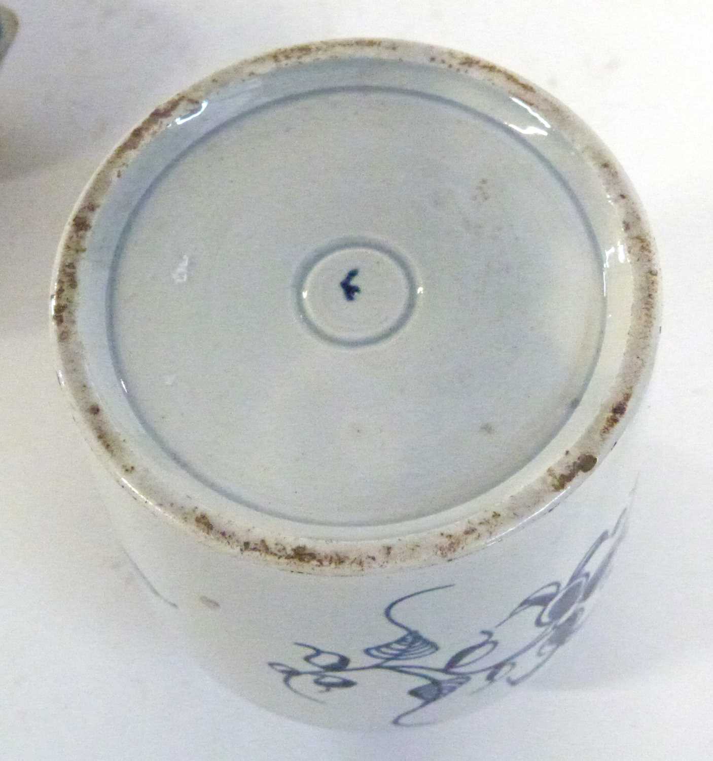 A late 18th Century Pearl ware tea caddy with blue and white floral design together with a flow blue - Image 6 of 8