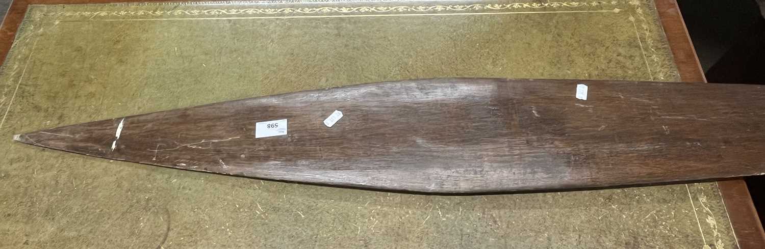 Ethnographica Interest - A large wooden tribal paddle, approx 185cm long, max 16cm wide - Image 3 of 39