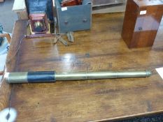 William Ashmore Day or Night telescope, 82cm long when extended