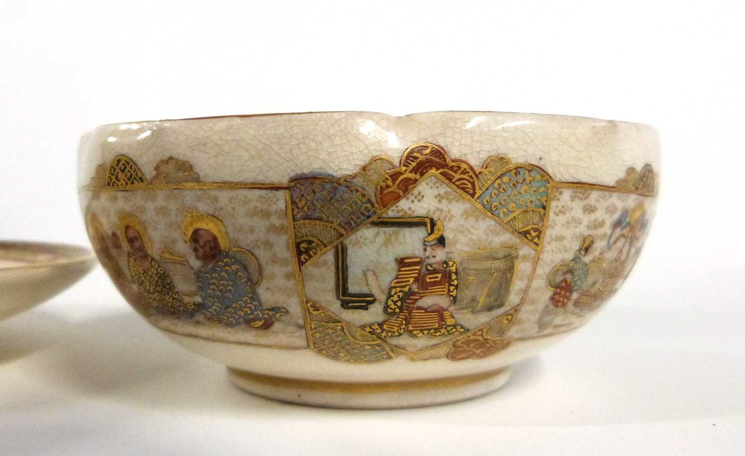A 20th Century Cantonese porcelain bowl with typical polychrome decoration of flowers and figures - Image 12 of 15