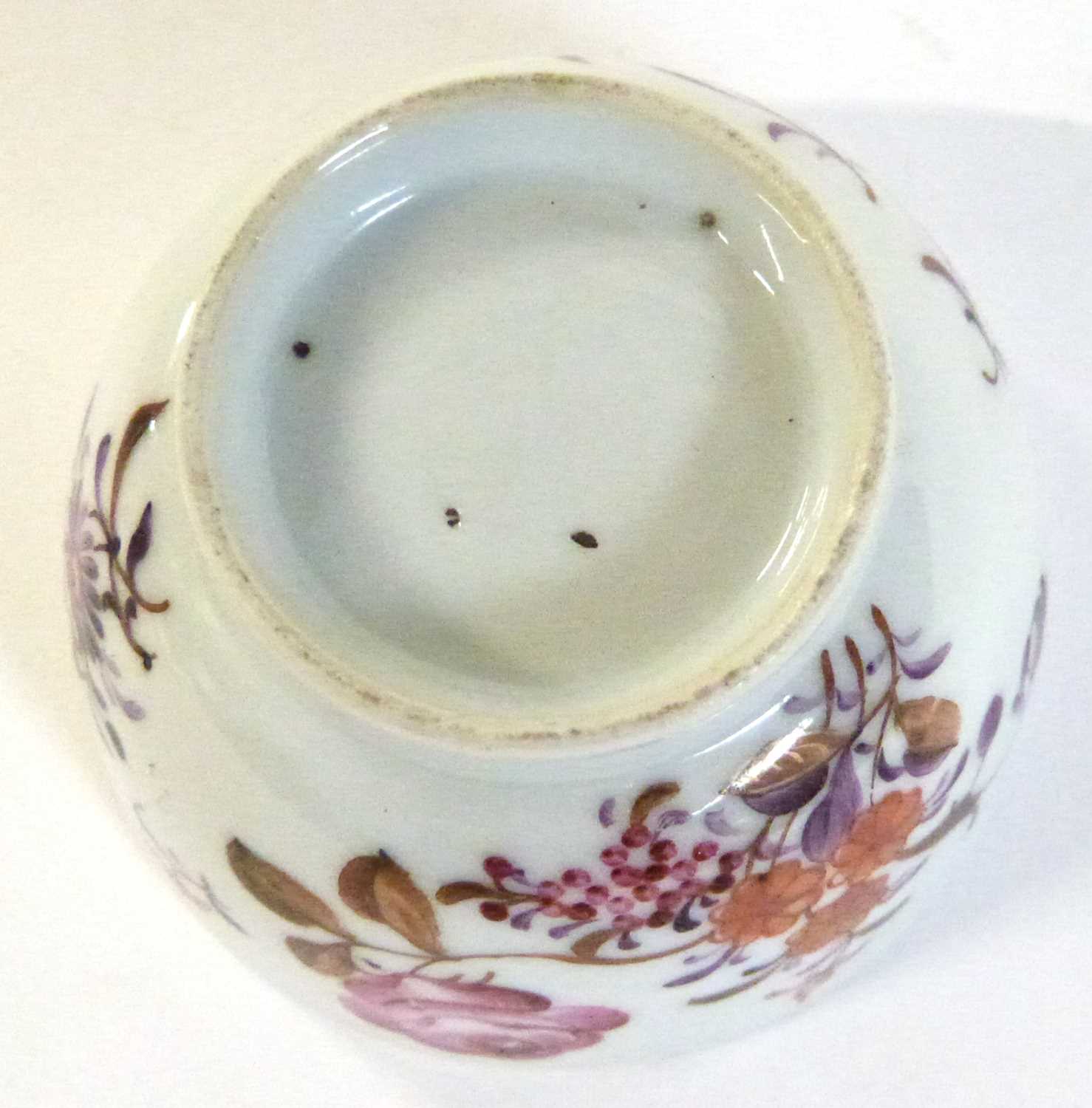 Group of Chinese porcelain tea wares including a late 18th Century Chinese porcelain Famille Rose - Image 13 of 13