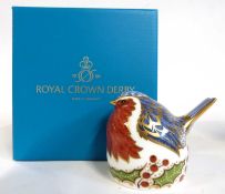 Royal Crown Derby paperweight figure of a Christmas robin