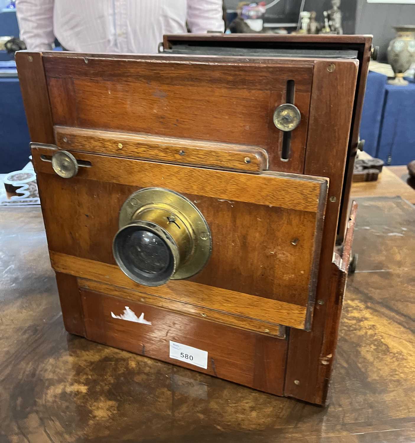 Ross of London - A vintage hardwood and brass mounted field camera, the lens marked Ross London - Image 8 of 13