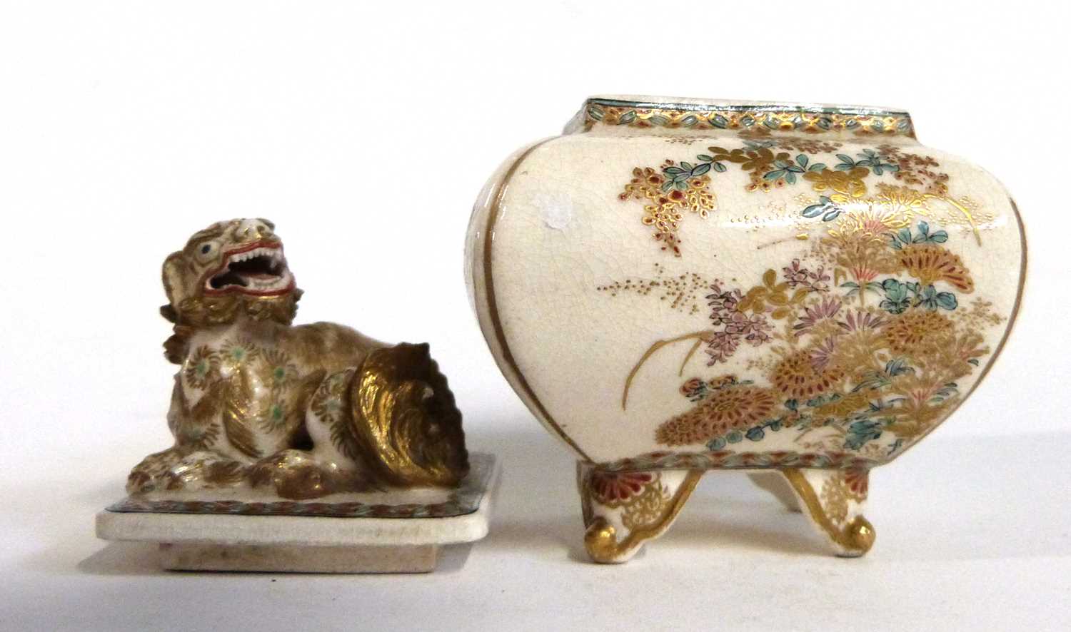 Japanese Satsuma small jar of quatrelobe form, the cover decorated with a dragon finial - Image 6 of 8