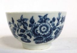 An 18th Century Worcester tea bowl with printed floral design