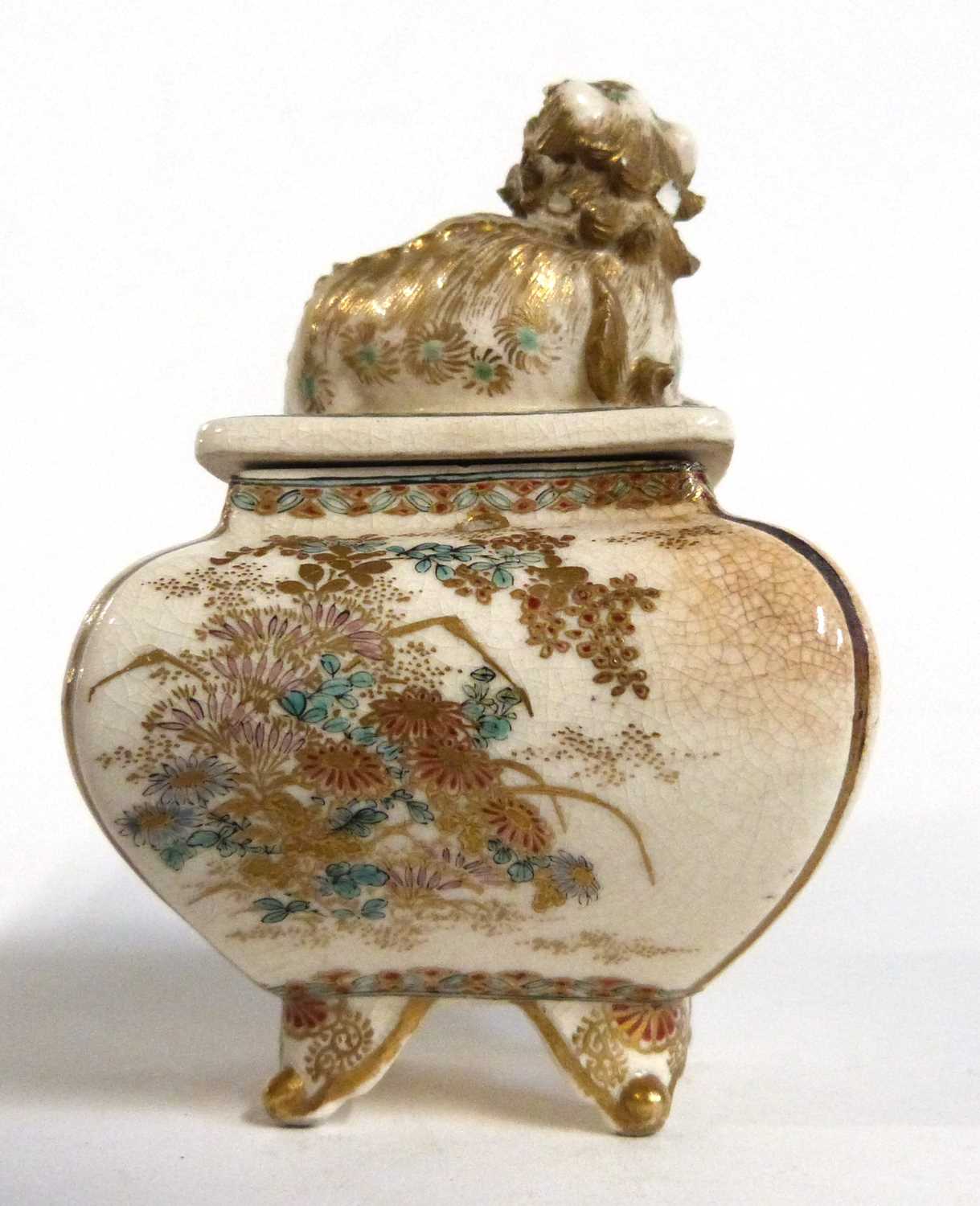 Japanese Satsuma small jar of quatrelobe form, the cover decorated with a dragon finial - Image 3 of 8