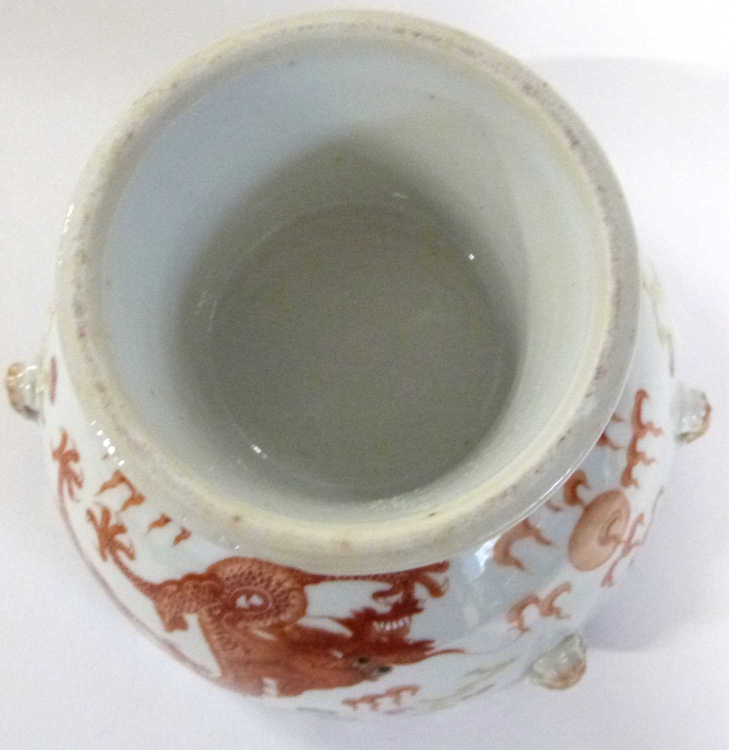 Chinese porcelain stem vase with decoration in iron red of a dragon chasing the flaming pearl - Image 7 of 7