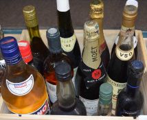 Mixed Lot: Moet & Chandon champagne, Cinzano Bianco, Harveys Bristol Cream and others (12)