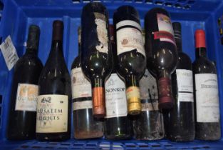 Ten bottles of assorted red wines, (10)