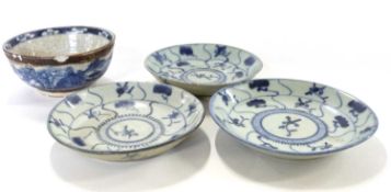 A Chinese porcelain crackle ware bowl with blue and white decoration (a/f) together with three