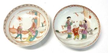 Two Lowestoft porcelain saucers with polychrome Chinoiserie decoration