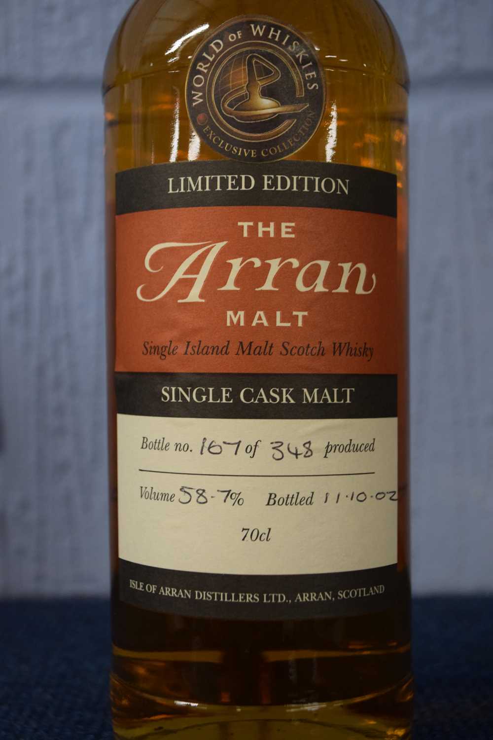 The Arran Malt Single Island Malt Whisky, Limited Edition, bottle no. 167 of 348, bottled 11.10. - Image 2 of 2