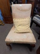 An early 18th Century walnut veneered and upholstered side chair, 95cm high (a/f)