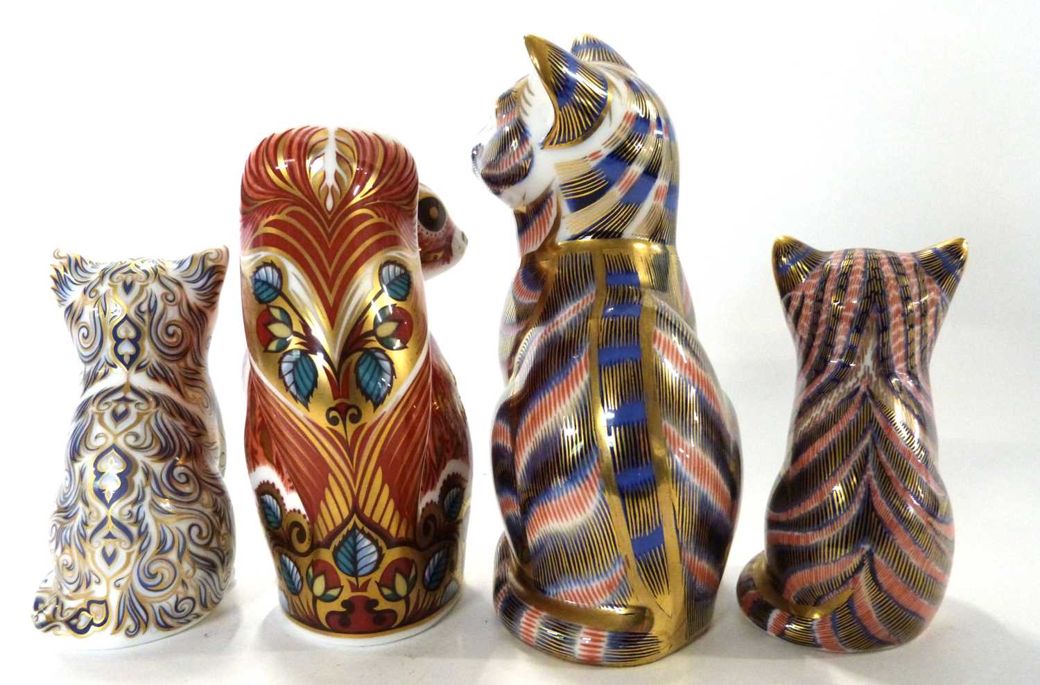 Group of four Royal Crown Derby paperweights, Gold Stopper model of a Squirrel and a Cat (lacking - Image 6 of 7