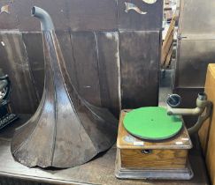 Oak cased gramophone with accompanying wooden horn (horn a/f)