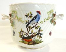 19th century Dresden jardiniere with intertwined handles, decorated with birds in Meissen style,
