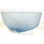 Art Deco frosted glass bowl supported by three birds in Lalique style, 22cm diam