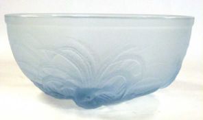 Art Deco frosted glass bowl supported by three birds in Lalique style, 22cm diam