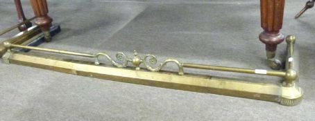 Early 20th century brass railed fire fender, 140cm long
