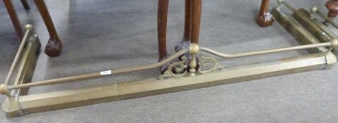 Early 20th century brass railed fire fender, 140cm long