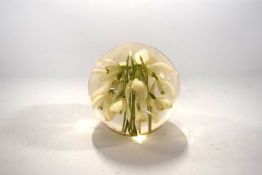 Paperweight with flowers