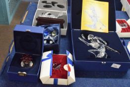 A further group of Swarovski items including SCS Anna from 2004 in original box with certificate,
