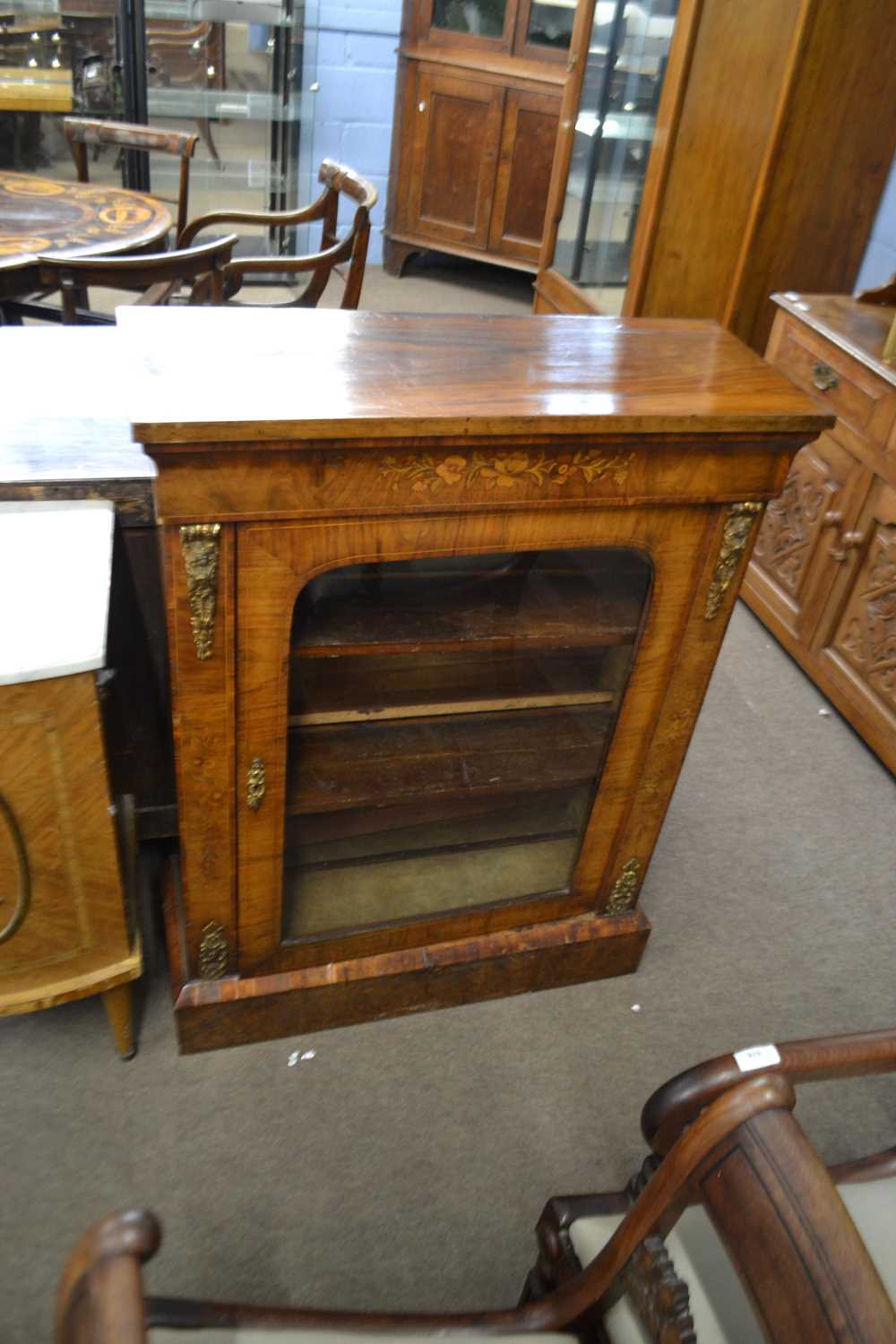 Victorian walnut veneered and floral inlaid pier cabinet with single arched glazed door opening to a - Image 3 of 3