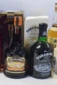 Whisky and liqueur to include Tobermory, Blairmhor, Glen Ord, Dufftown Glenlivet, Bells, a Gordon