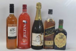 Johnnie Walker Black Label Whisky, Jelzin Liqueur Strawberry, Liqueur d'Amour des Monsquetaires (