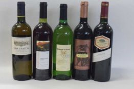Mixed case of assorted new and old world red and white wines, (20)