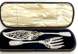 Pair of Victorian fiddle pattern silver plated fish servers, the pierced slice engraved with a