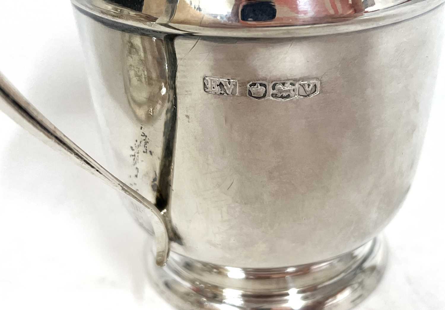 George VI silver four piece tea set comprising teapot, hot water jug, cream jug and bowl, hallmarked - Image 11 of 11