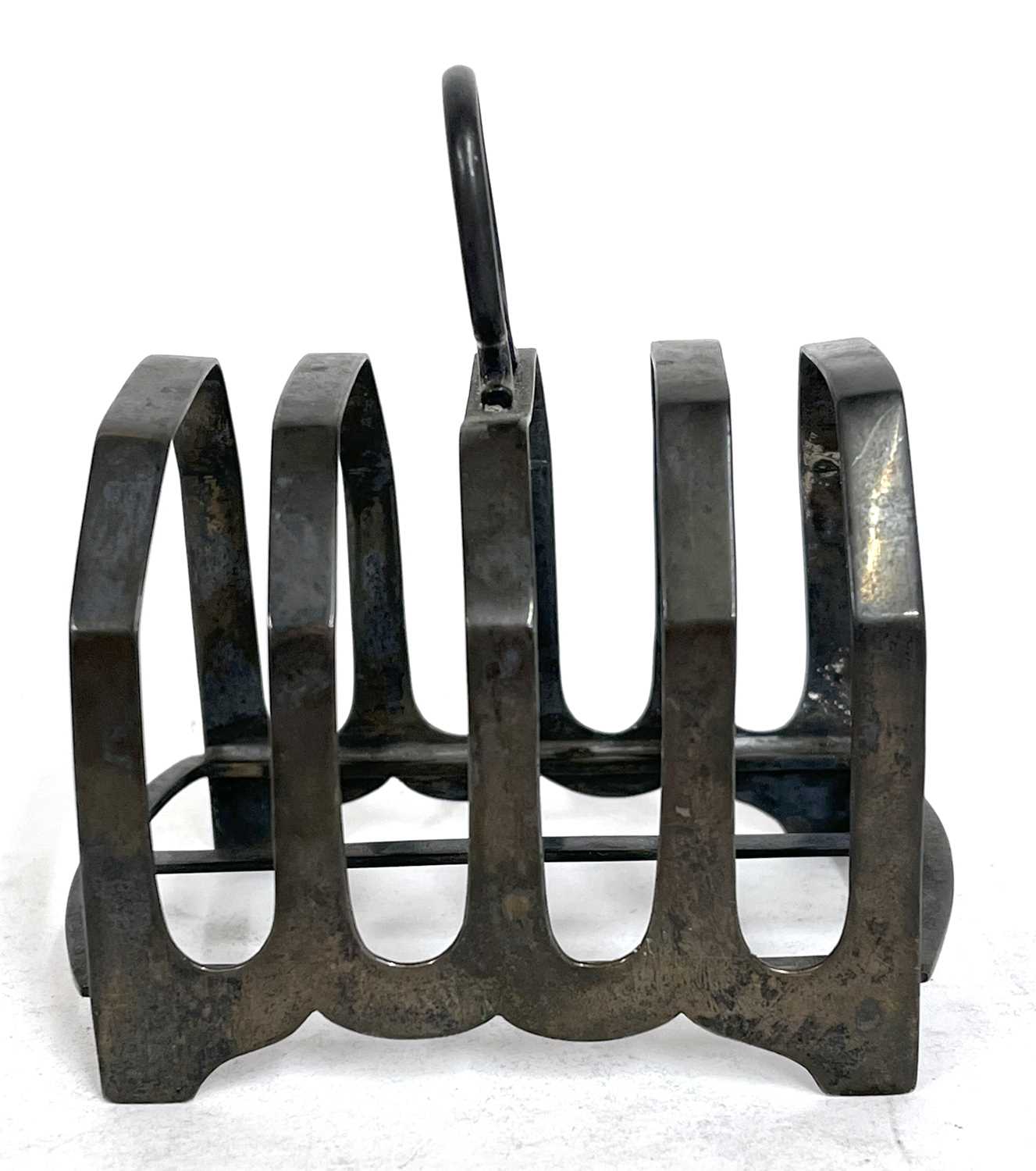 George V small toast rack of five divisions and having a loop carrying handle on a stretcher base, - Image 3 of 6
