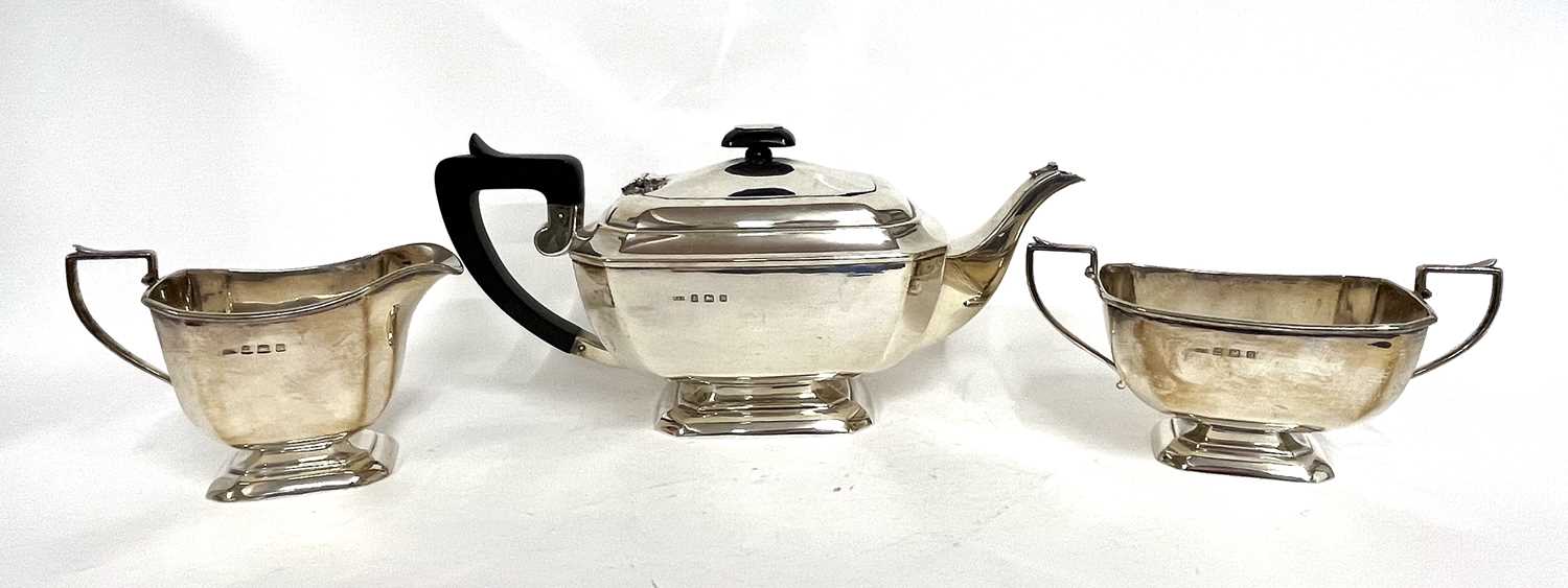 Art Deco silver three piece tea set of plain panelled form comprising teapot, sugar bowl and cream - Image 2 of 9