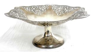 George VI silver tazza having a wavy and pierced scroll work edge to the bowl, supported on a