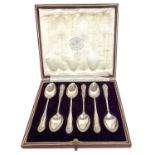 Cased set of six George V silver teaspoons, London 1912, makers for Goldsmith & Silversmith Co Ltd