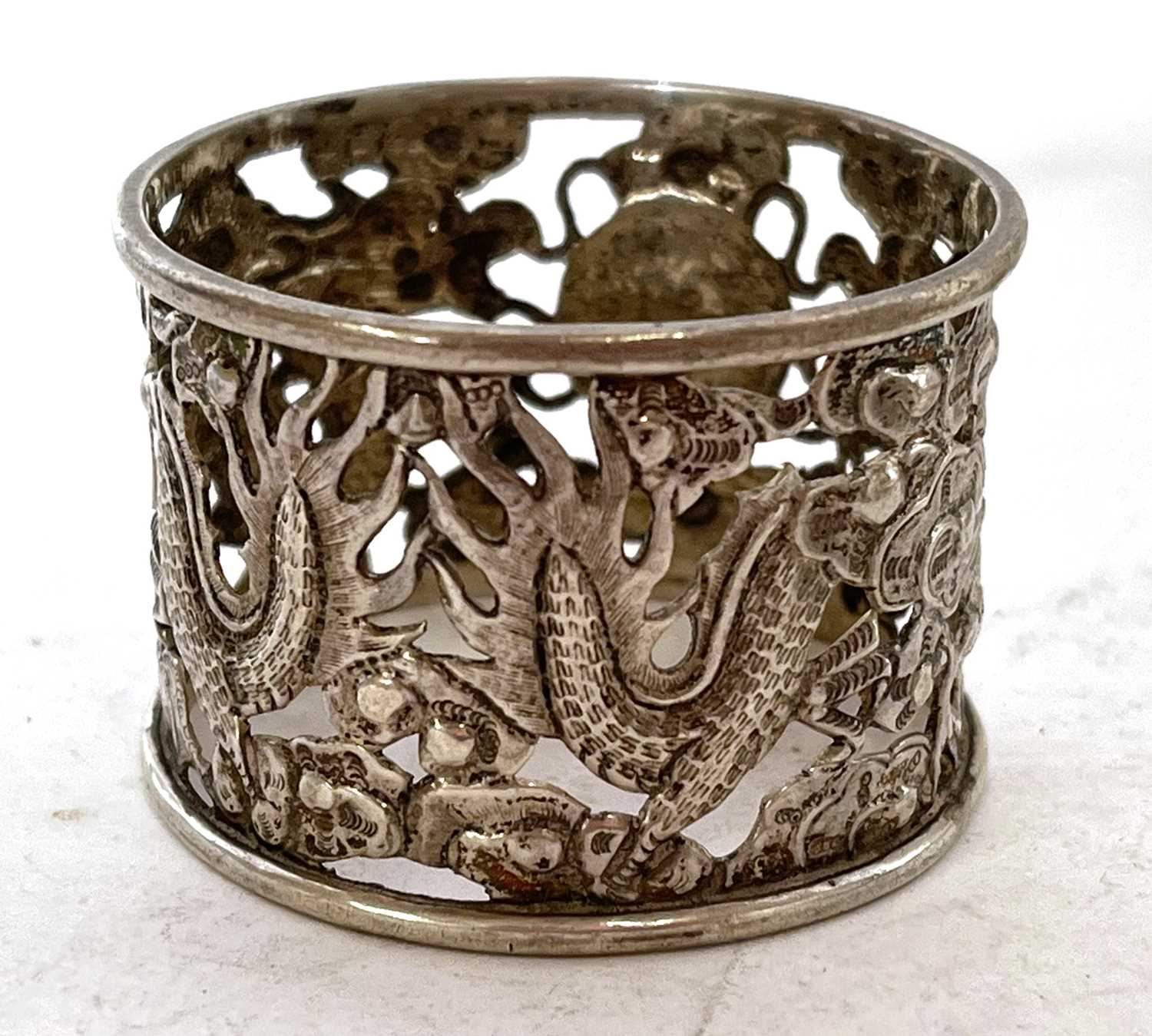 Mixed lot to include octagonal white metal ladies compact engraved to the front with a dragon having - Image 10 of 10