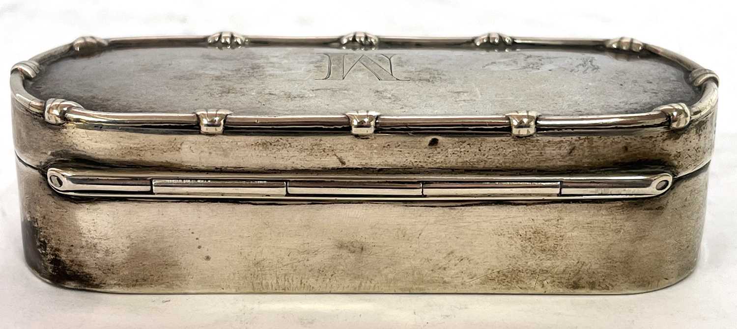 Edwardian silver trinket box of shaped rectangular form, applied with a bow and reeded border to - Image 3 of 6