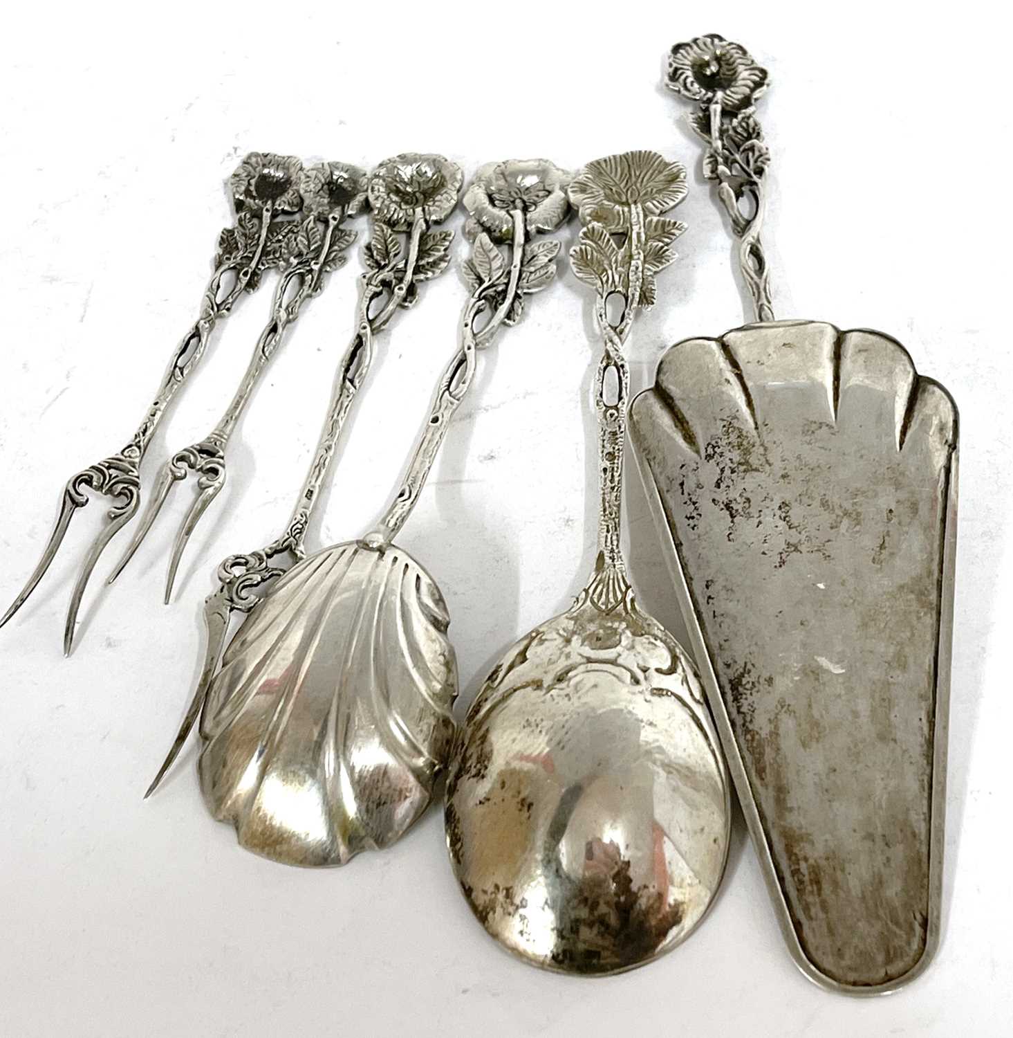 A group of German white metal marked 800 flat ware to include two serving spoons, cake slice, - Image 5 of 5