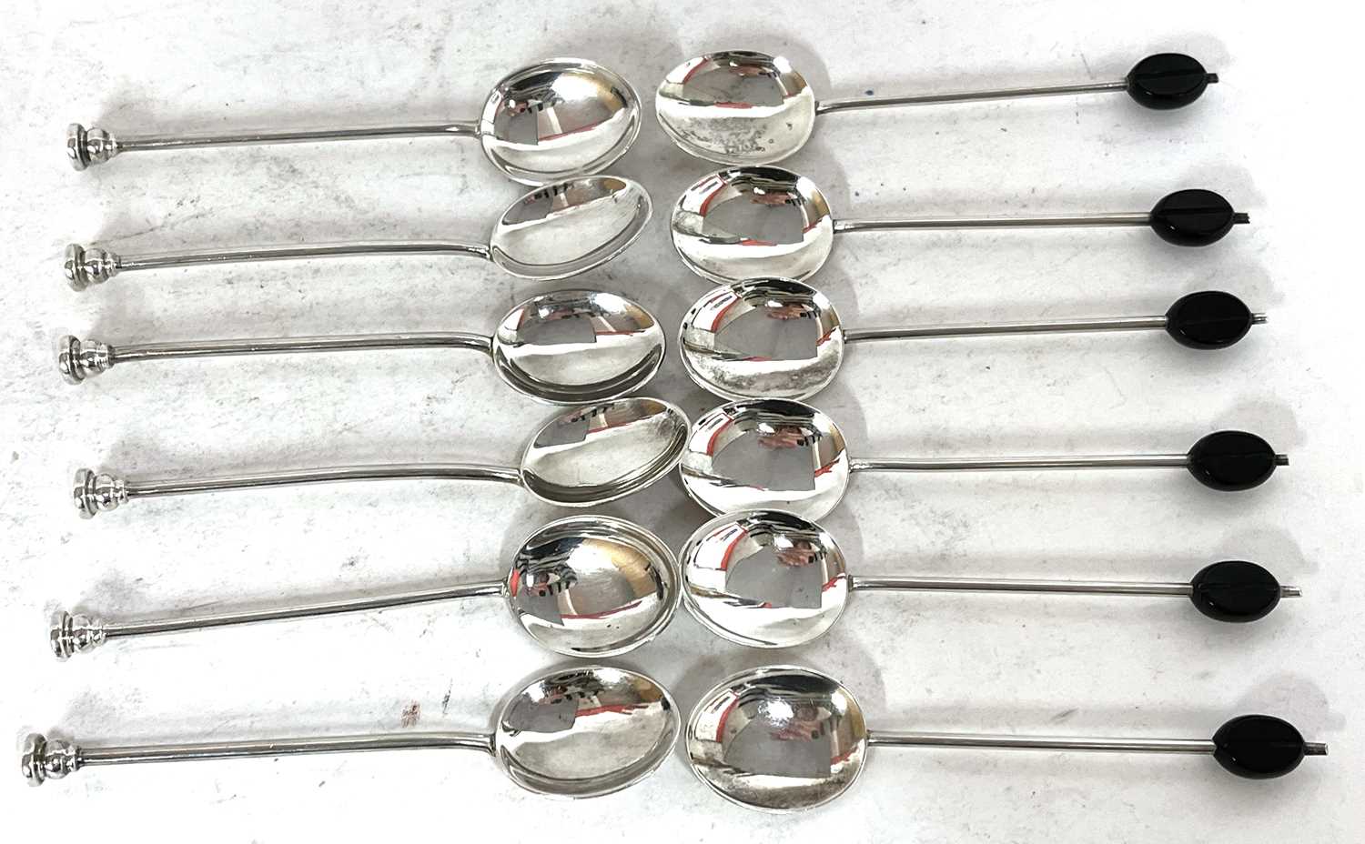 Cased set of six George V silver bean end coffee spoons, Birmingham 1927, makers mark for William - Image 3 of 7