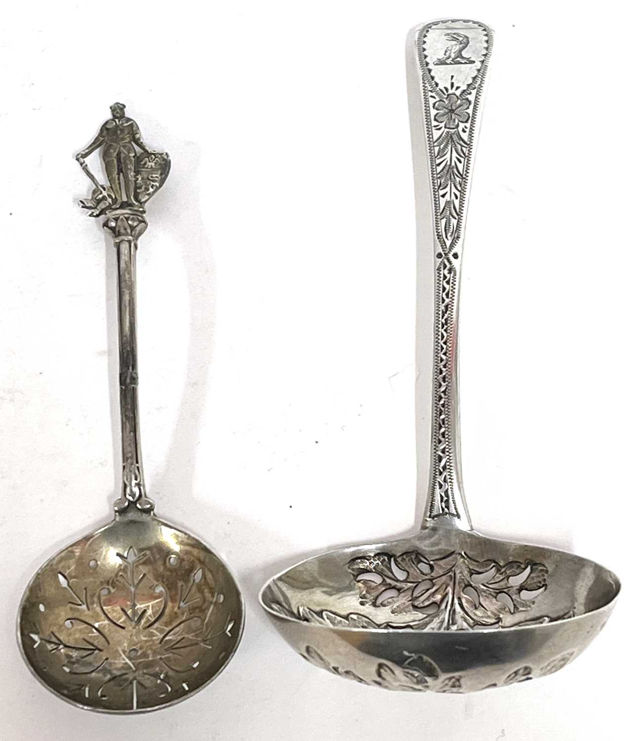 Mixed Lot: George IV silver sifter spoon the oval pierced bowl decorated with a stylised leaf