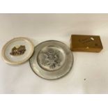 Mixed Lot: Modern Dutch pewter wall plaque, empty cigar box and a further wall plate