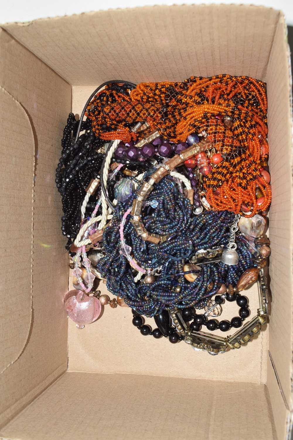 Box of assorted costume jewellery - Image 2 of 2