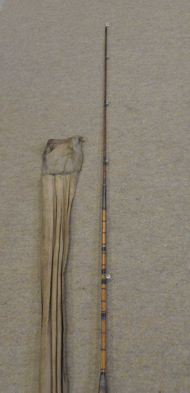 19th/20th century 2-part wooden fly-fishing rod with a cork handle, turned wooden pommel and brass - Image 3 of 4