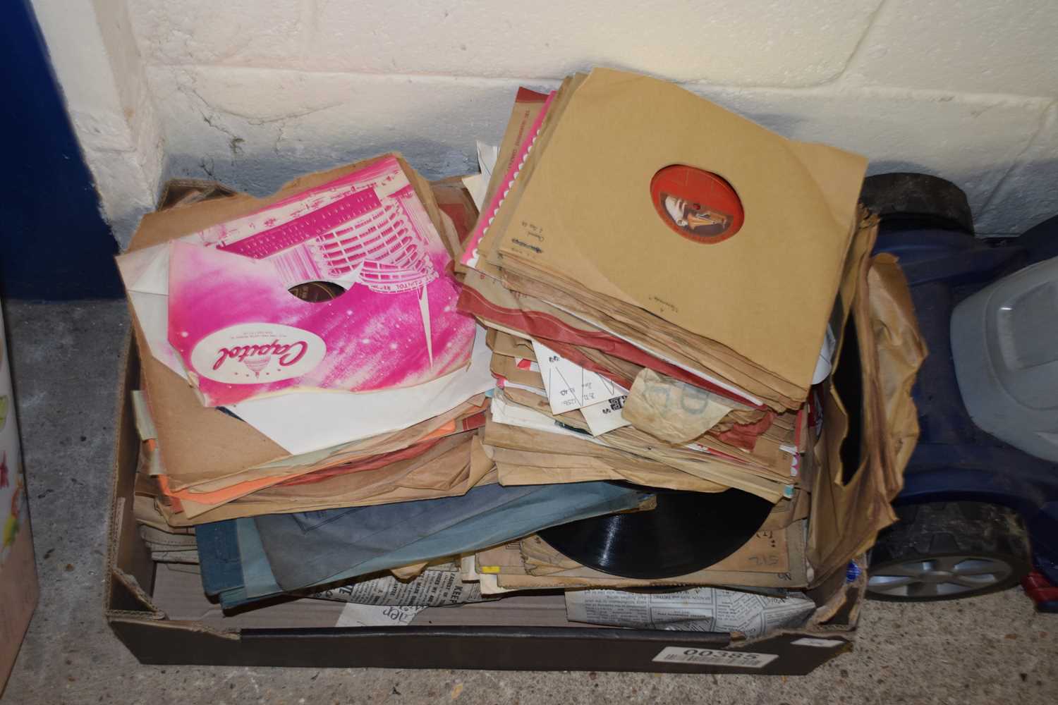 One box of various 78 rpm records