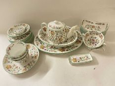 Quantity of Minton Haddon Hall tea and table wares