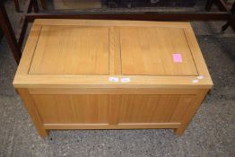 Modern oak blanket box