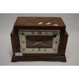 Early 20th Century oak cased mantel clock