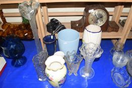 Mixed Lot: Various assorted vases